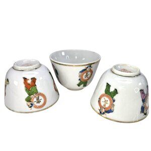 Chinese Porcelain Rice Bowls or Tea Cups With Children & Symbol Design JE117